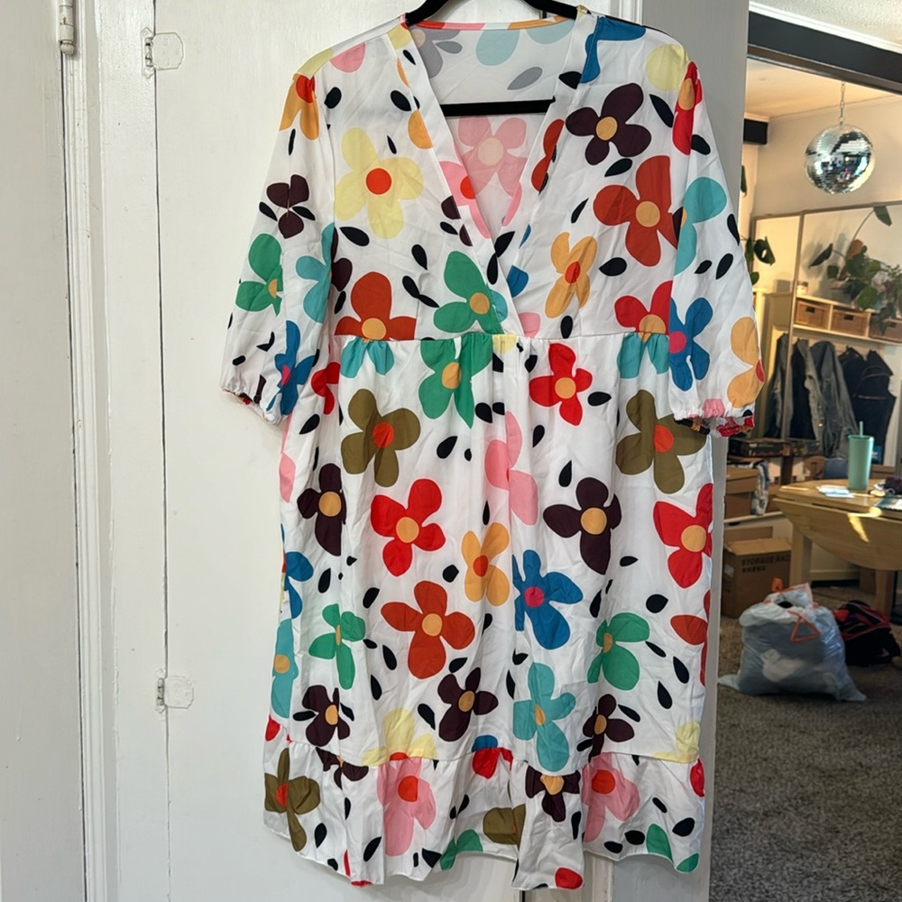 NEW Women’s Colorful Flower Dress